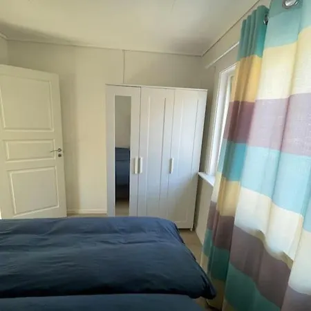 Lovely 2 Bedroom Apartmen With Free Parking Bergen Eksteriør billede