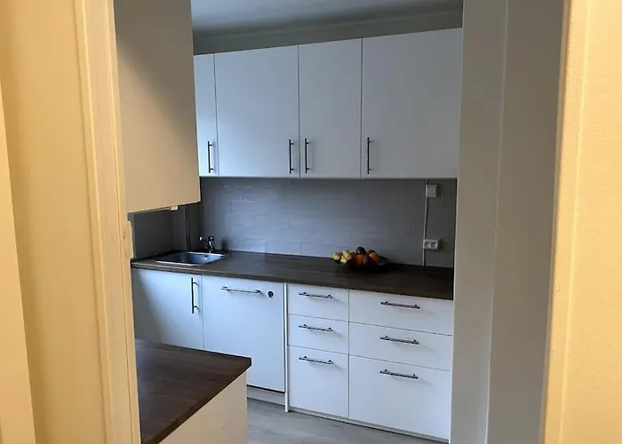 Lovely 2 Bedroom Apartmen With Free Parking